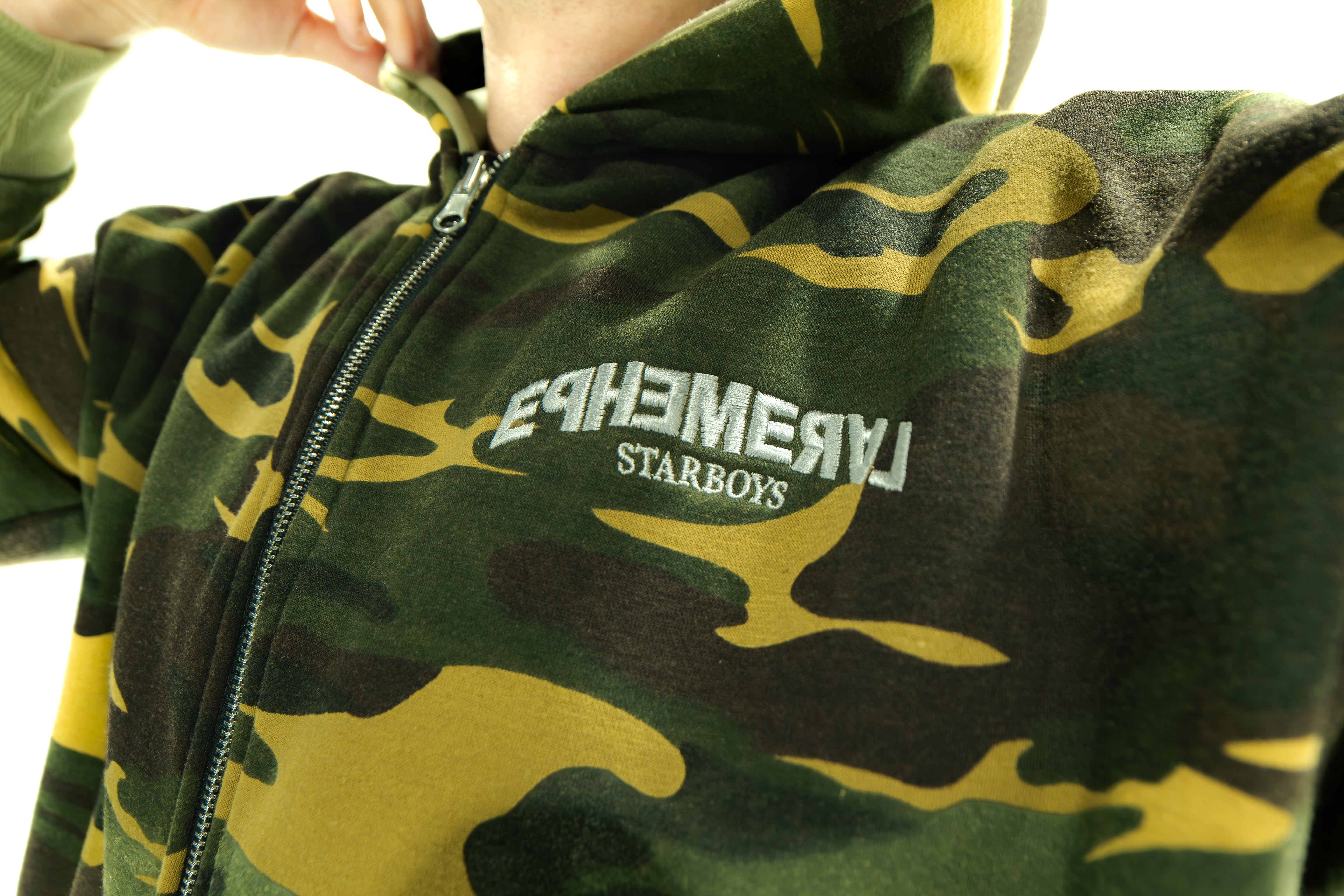 REVERSO CAMO HOODIE